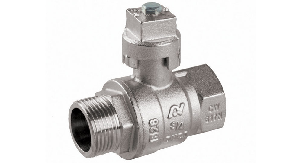 Universal ball valve full bore M.F. with locking cap.